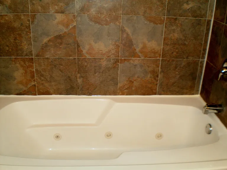 Master Whirlpool Tub