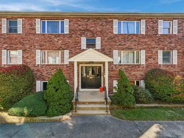50 Clark St APT 8, Fall River, MA 02720
