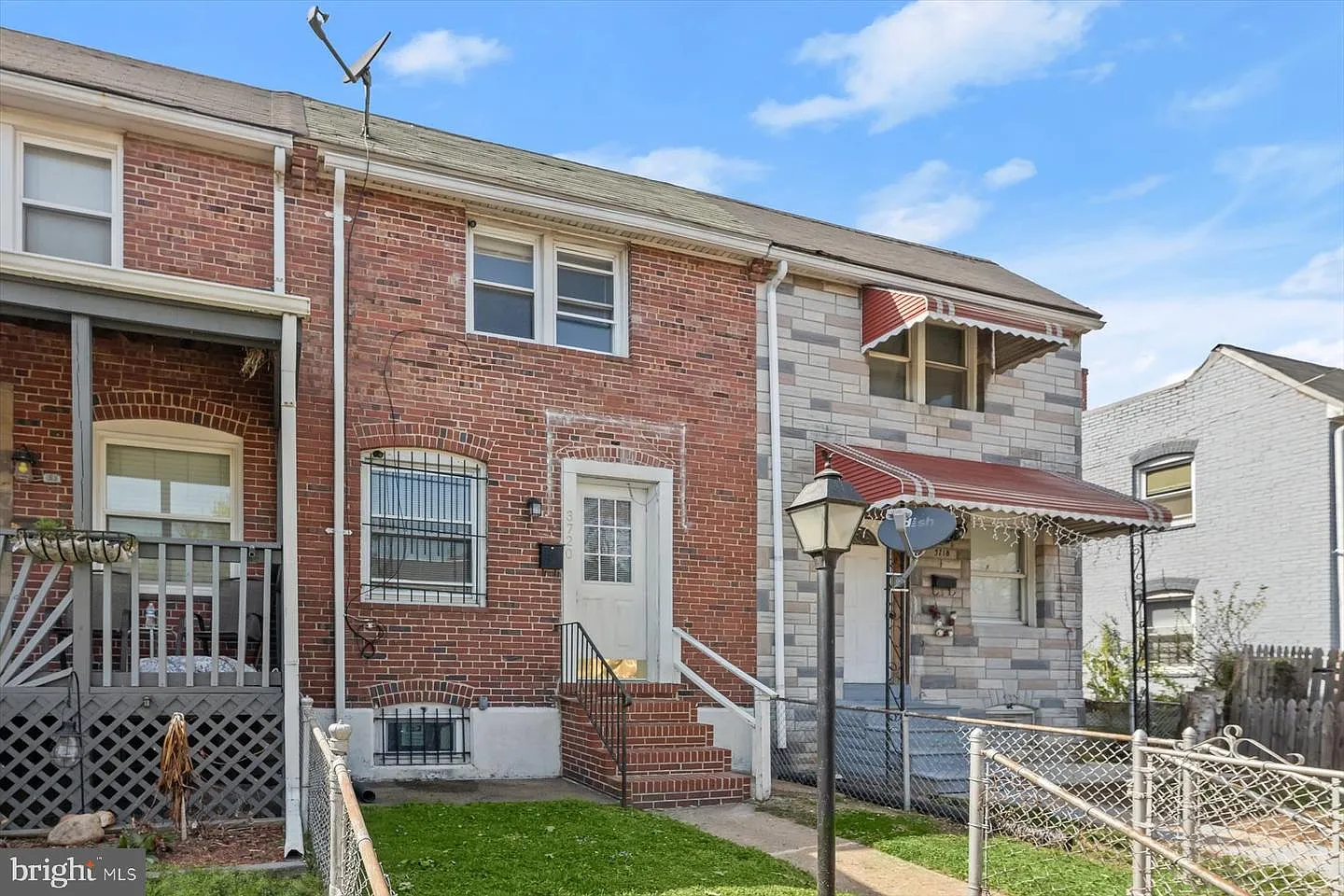 3720 Saint Victor St photo 1