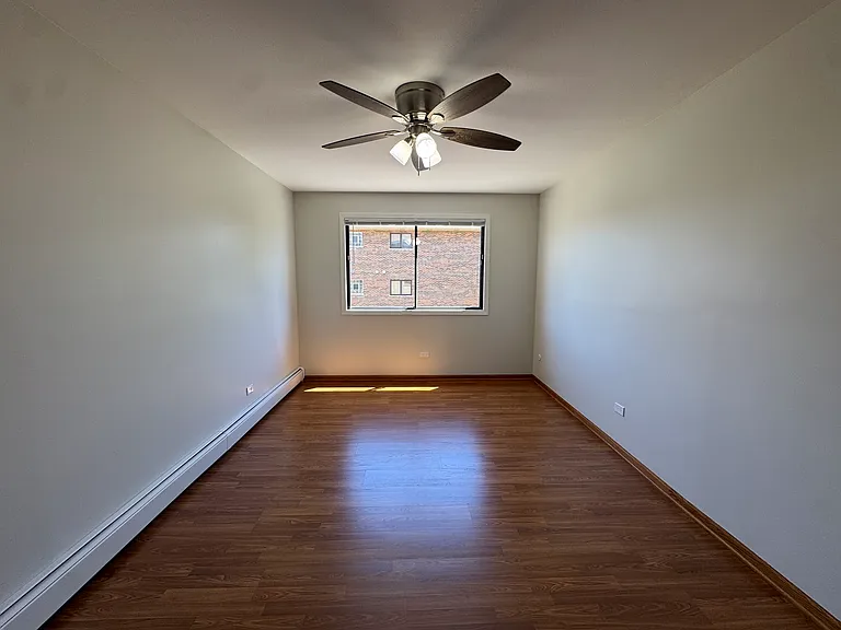 10425 Mayfield Ave #2W — Photo 12