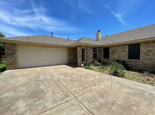 6704 4th St UNIT B, Lubbock, TX 79416