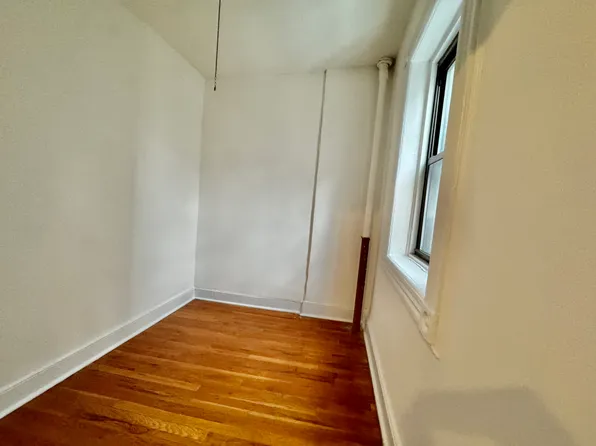 430 East 9th Street image 6 of 8