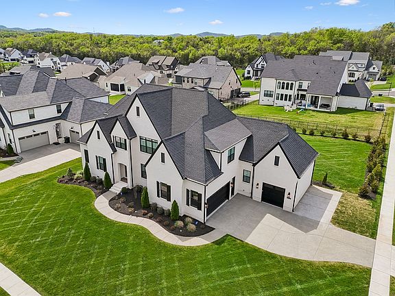 3rd image of 4062 San Gabriel Ln