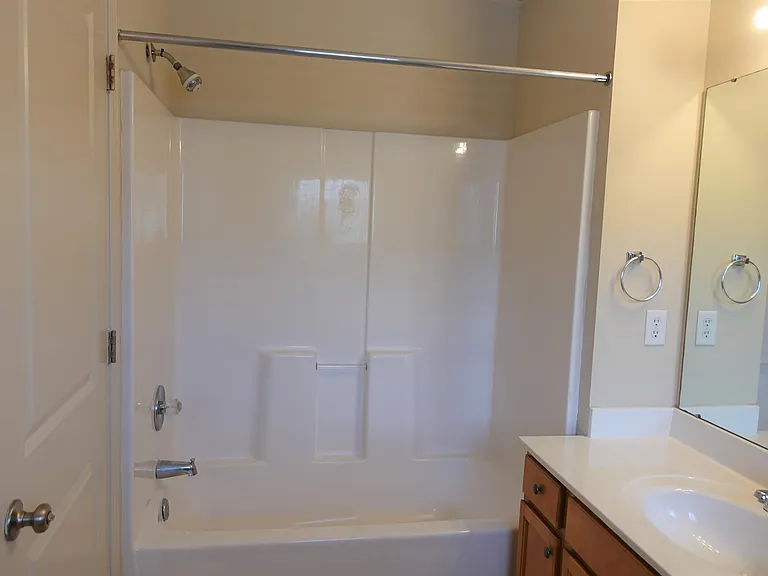 113 Bankside Ln — Photo 17
