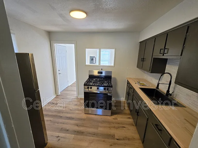 4317 Spatz Ave — Photo 11