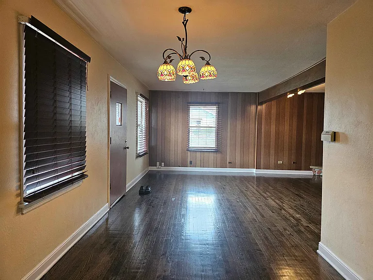 303 W Hawley St — Photo 13