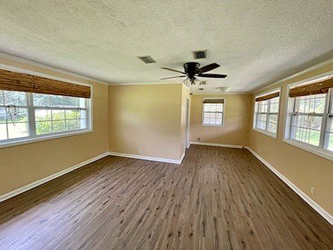 2nd image of 4330 2nd St S