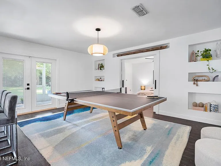 14352 Crystal Cove Dr S — Photo 16