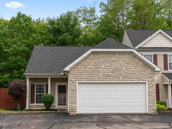 307 Dysar Run Dr, Blacklick, OH 43004