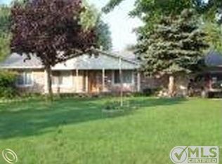 2137 Keylon Dr, West Bloomfield, MI 48324