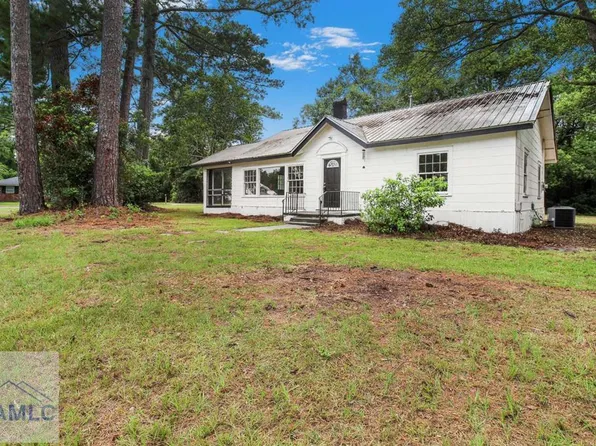 178 W Church St, Ludowici, GA 31316