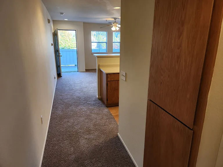 1315 Maurice Ave — Photo 6
