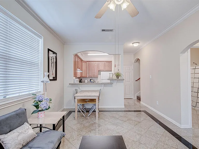 9400 Bellaire Blvd #202 — Photo 12