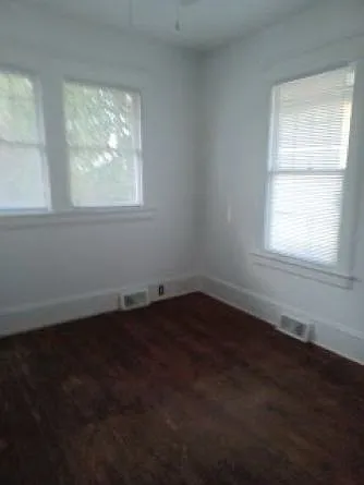 807 Hammond St — Photo 9