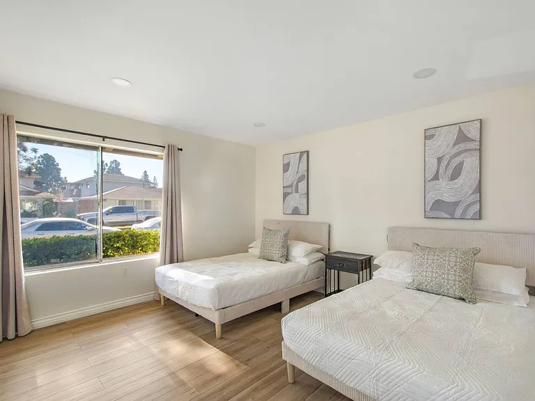 405 Nobel Ave #A — Photo 12