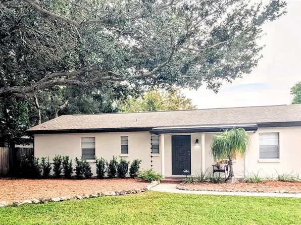 3902 W PAXTON AVENUE, TAMPA, FL 33611