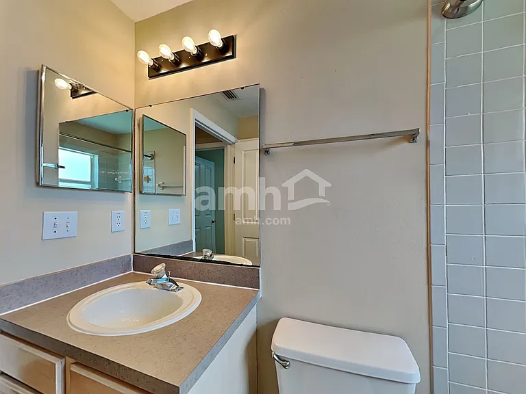 9423 Hunters Pond Dr — Photo 19