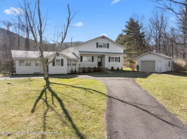 31 Lang Road, West Shokan, NY 12494