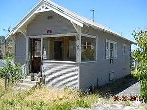 211 Lincoln St photo 1