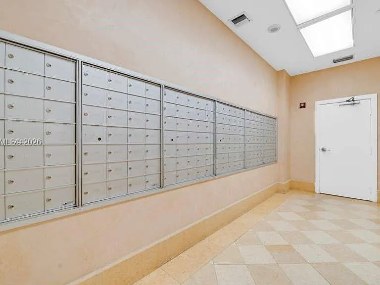 6917 Collins Ave #L-107 — Photo 29
