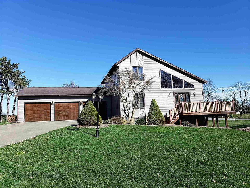 1st image of 8899 S Aster Ct