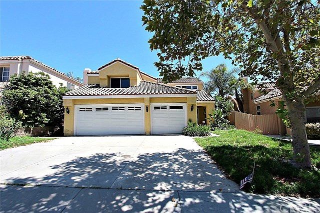 1st image of 23845 Lone Pine Dr