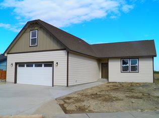 1213 Katy Ct, Grandview, WA 98930