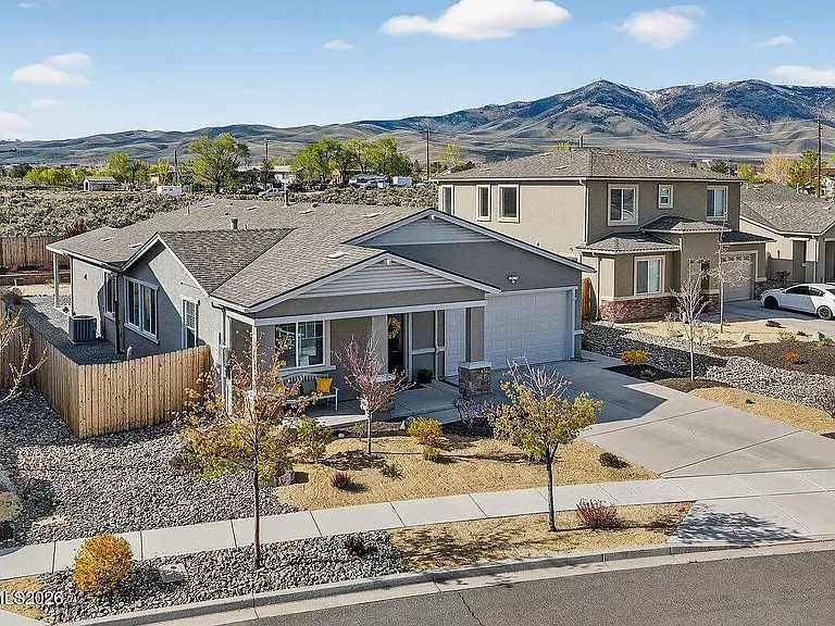 913 Estuary Cir — Photo 1