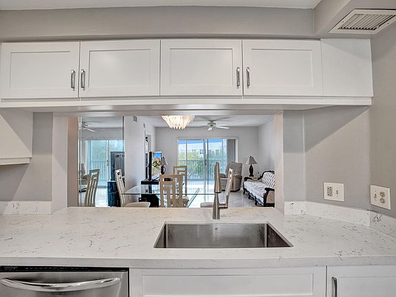 5th image of 10368 NW 24th Place #403