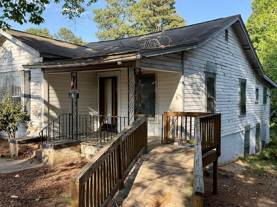 1st image of 1106 N Guthrie Ave