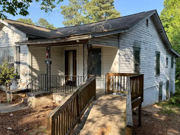 1106 N Guthrie Ave, Durham, NC 27703