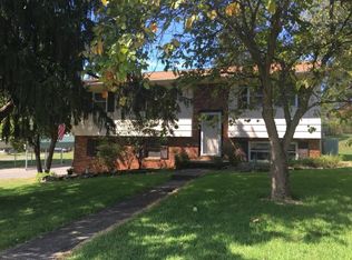 1221 Dukesbury Dr, Knoxville, TN 37919