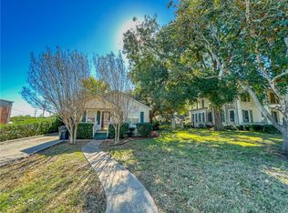 307 W Buck St, Caldwell, TX 77836