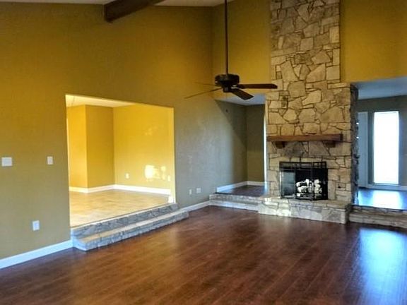 4th image of 5202 Millsprings Dr