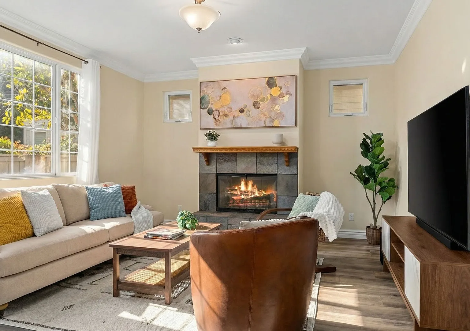 Lux 4BR/3BA La Jolla Home | Walk to Beach & Dining — Photo 3