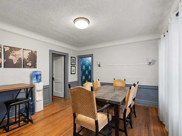 2256 W Philadelphia St — Photo 9