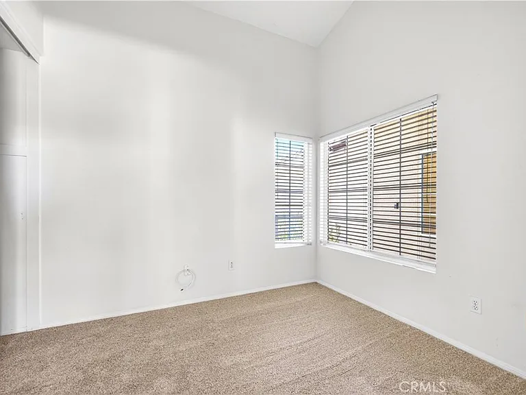1699 Ramona Dr — Photo 16