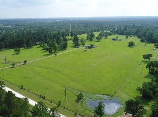 943 Loma Rd, Bedias, TX 77831