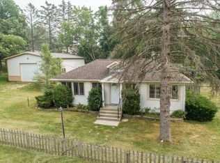 W1393 Oakwood Rd, Genoa City, WI 53128