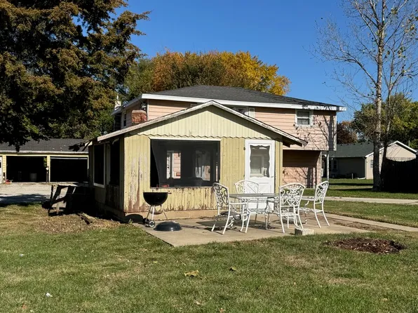 718 Arch St, Ottawa, IL 61350