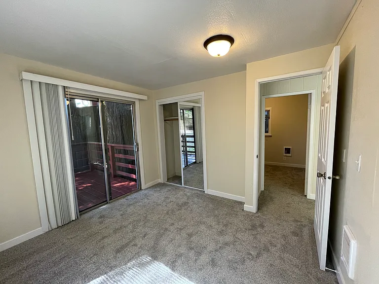 14860 River Rd — Photo 13