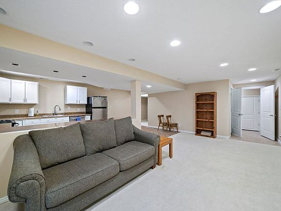 4th image of 3891 E Cunninghill Dr