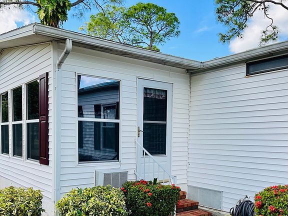 3rd image of 19406 Saddlebrook Ct #51-F