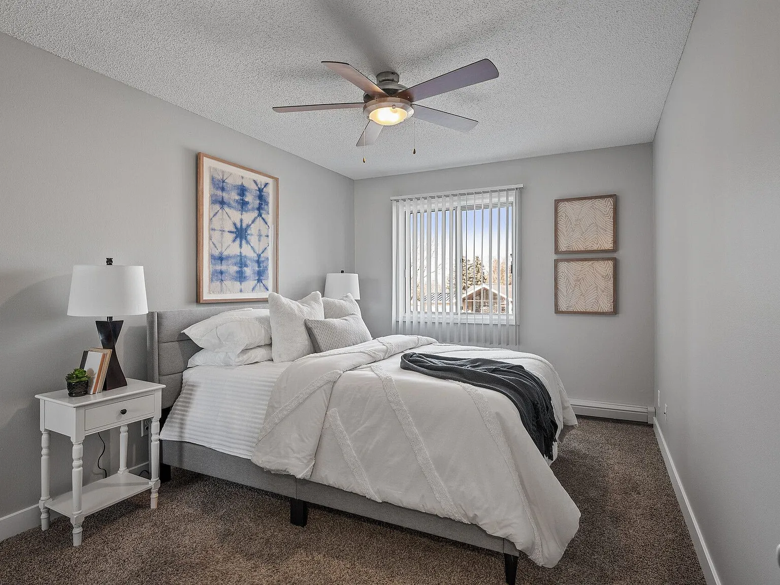 Lexington Hills Apartments — Photo 3
