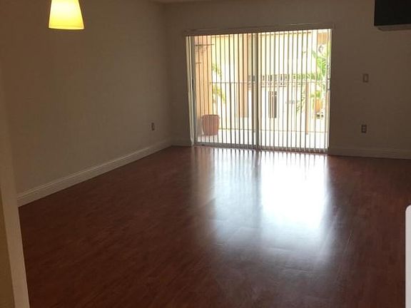 2nd image of 1140 NW 125th Pl