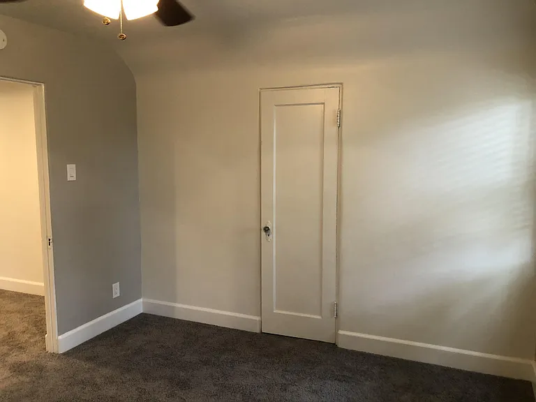 150 N Berkeley Ave #B — Photo 28