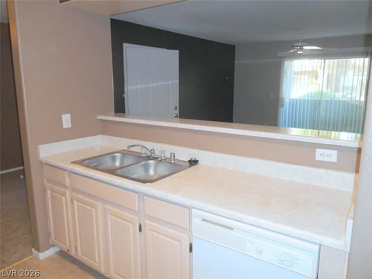 555 E Silverado Ranch Blvd #1073 — Photo 5