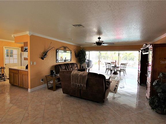 5th image of 3910 Barnegat Dr