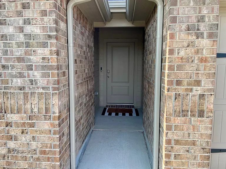 717 White Comb Ln — Photo 4