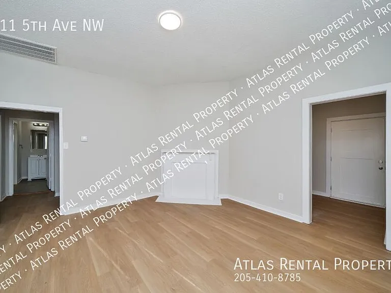 111 5th Ave NW — Photo 8